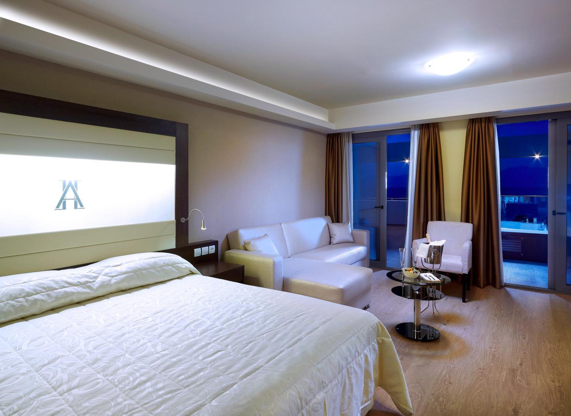 Arion Hotel Ксилокастро Экстерьер фото